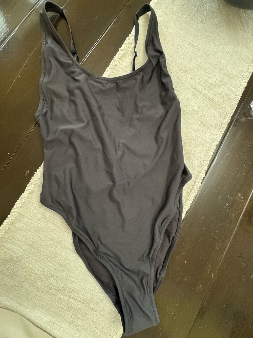 SKIMS Signature Swim Scoop Neck One Piece - Size L